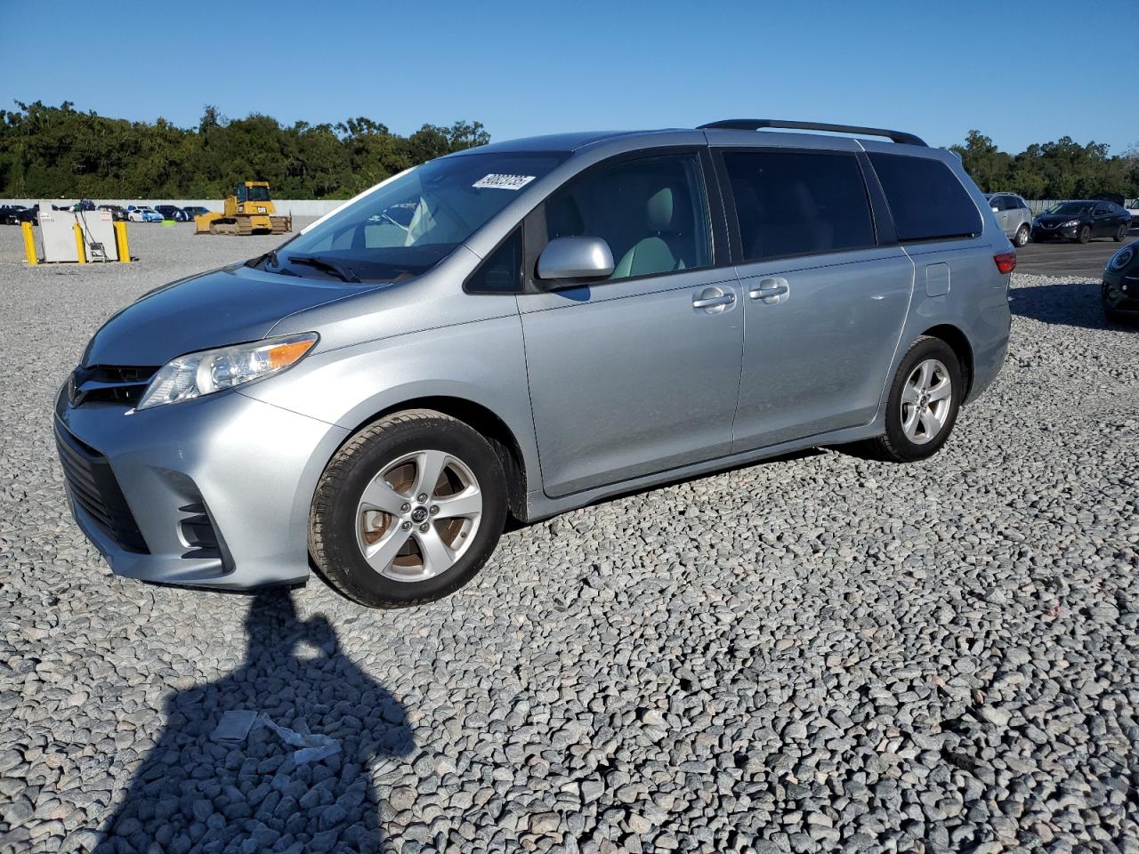 TOYOTA SIENNA LE 2020