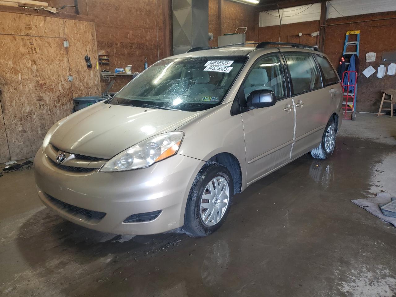 TOYOTA SIENNA CE 2007