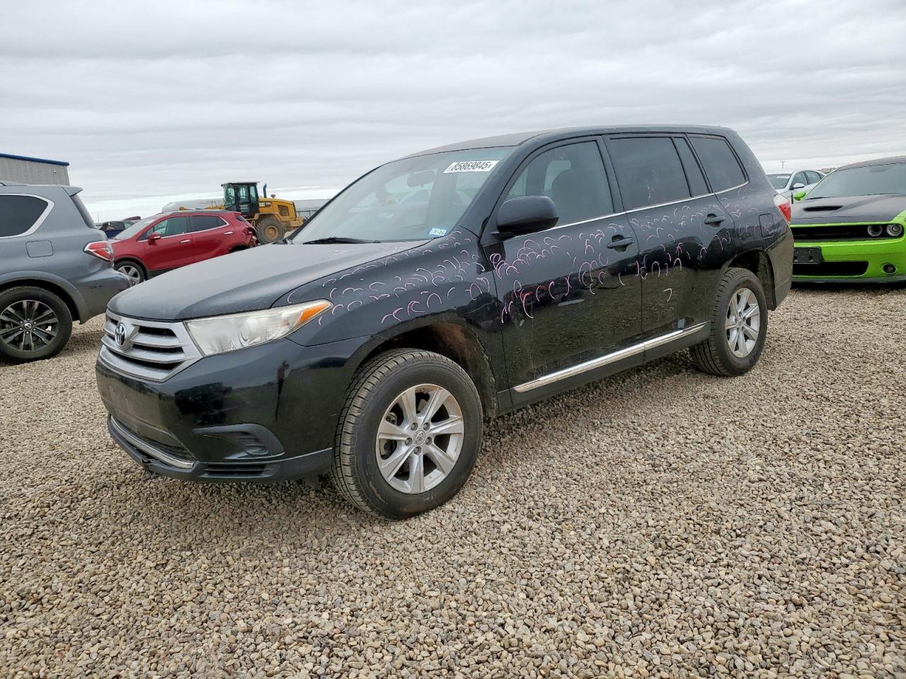 TOYOTA HIGHLANDER BASE 2011