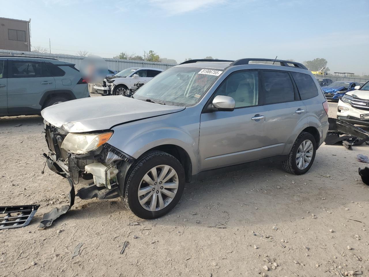 SUBARU FORESTER 2011