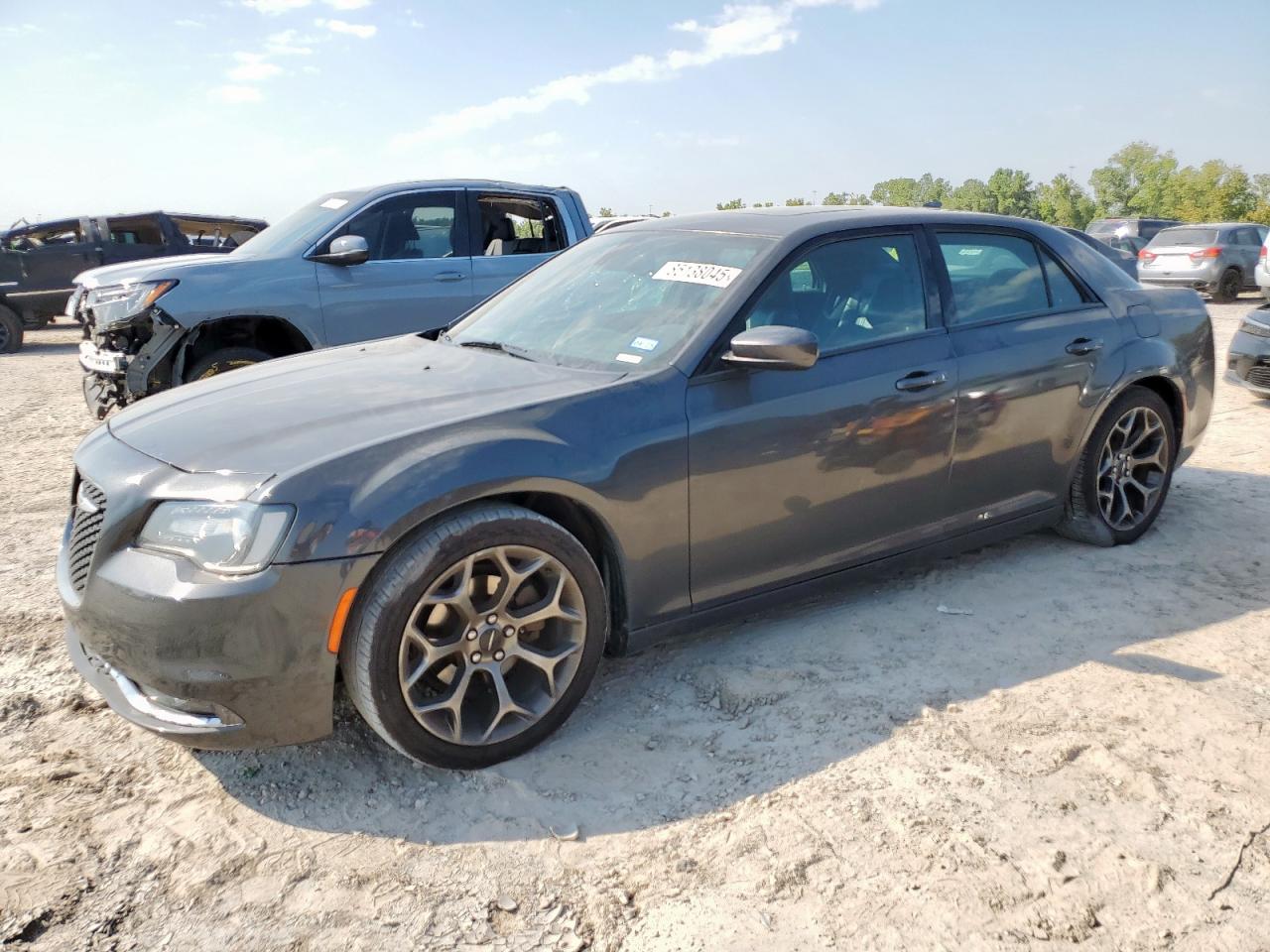 CHRYSLER 300 2015