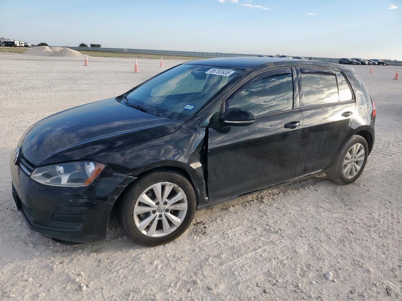 VOLKSWAGEN GOLF TDI 2015