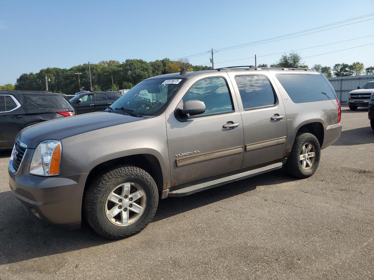 GMC YUKON XL K 2013