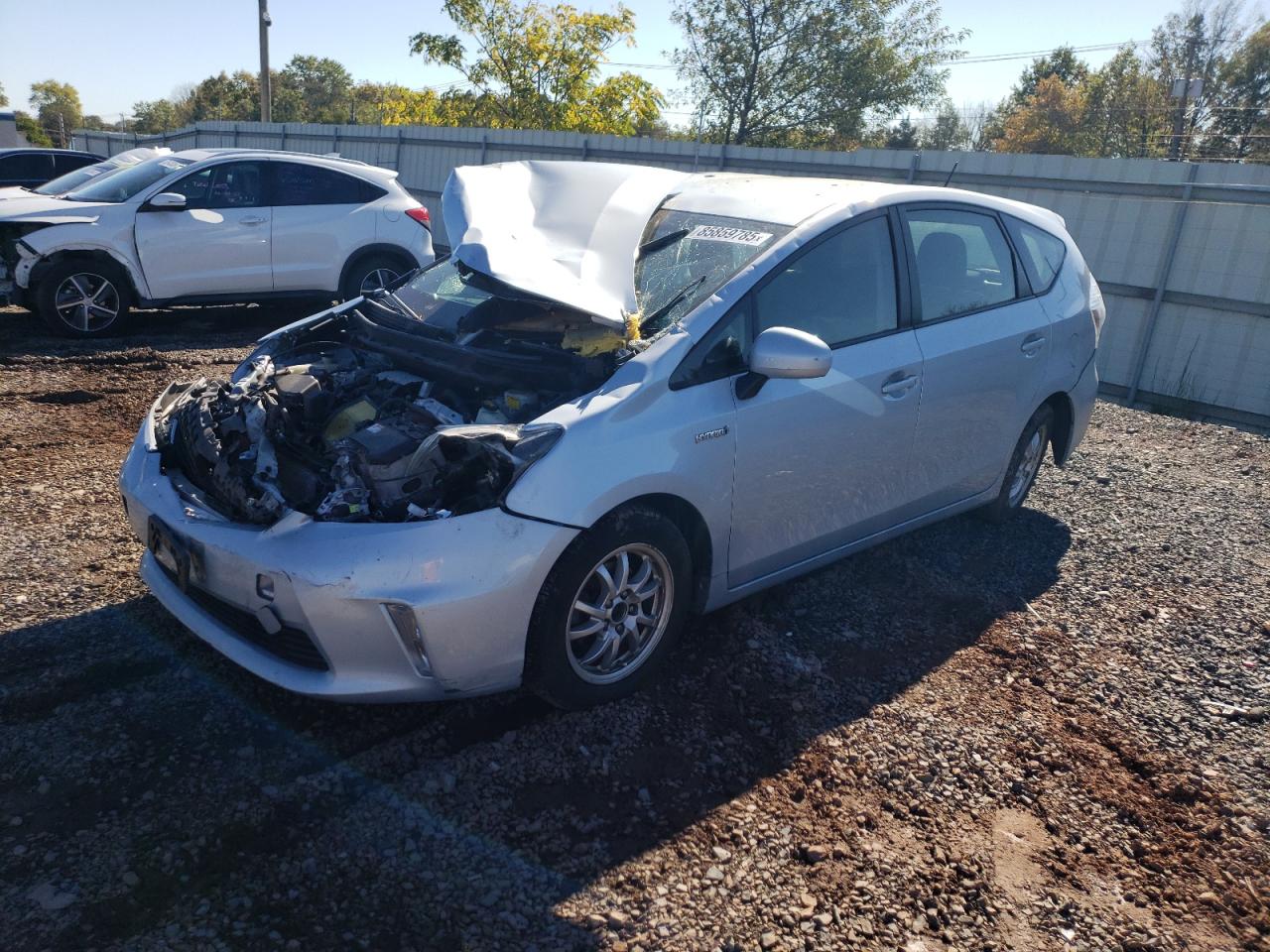 TOYOTA PRIUS V 2013