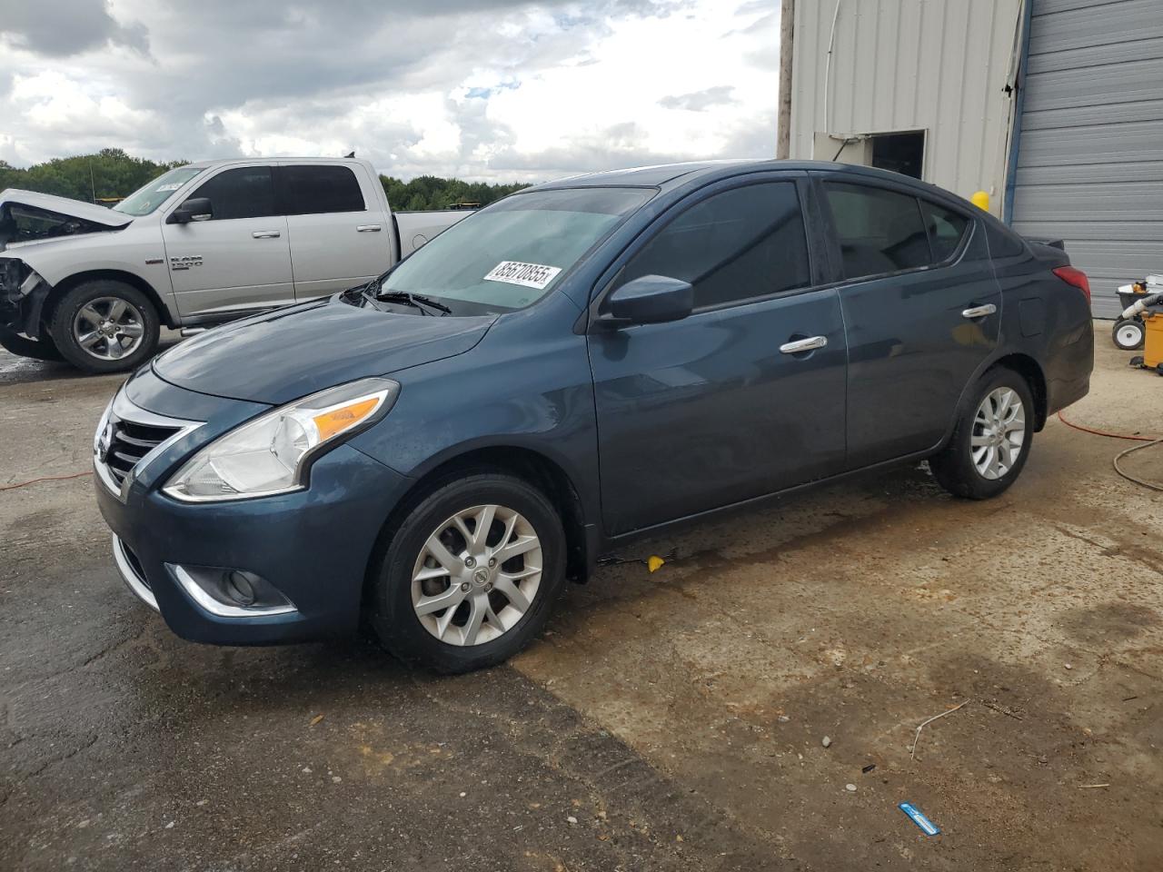 NISSAN VERSA S 2017