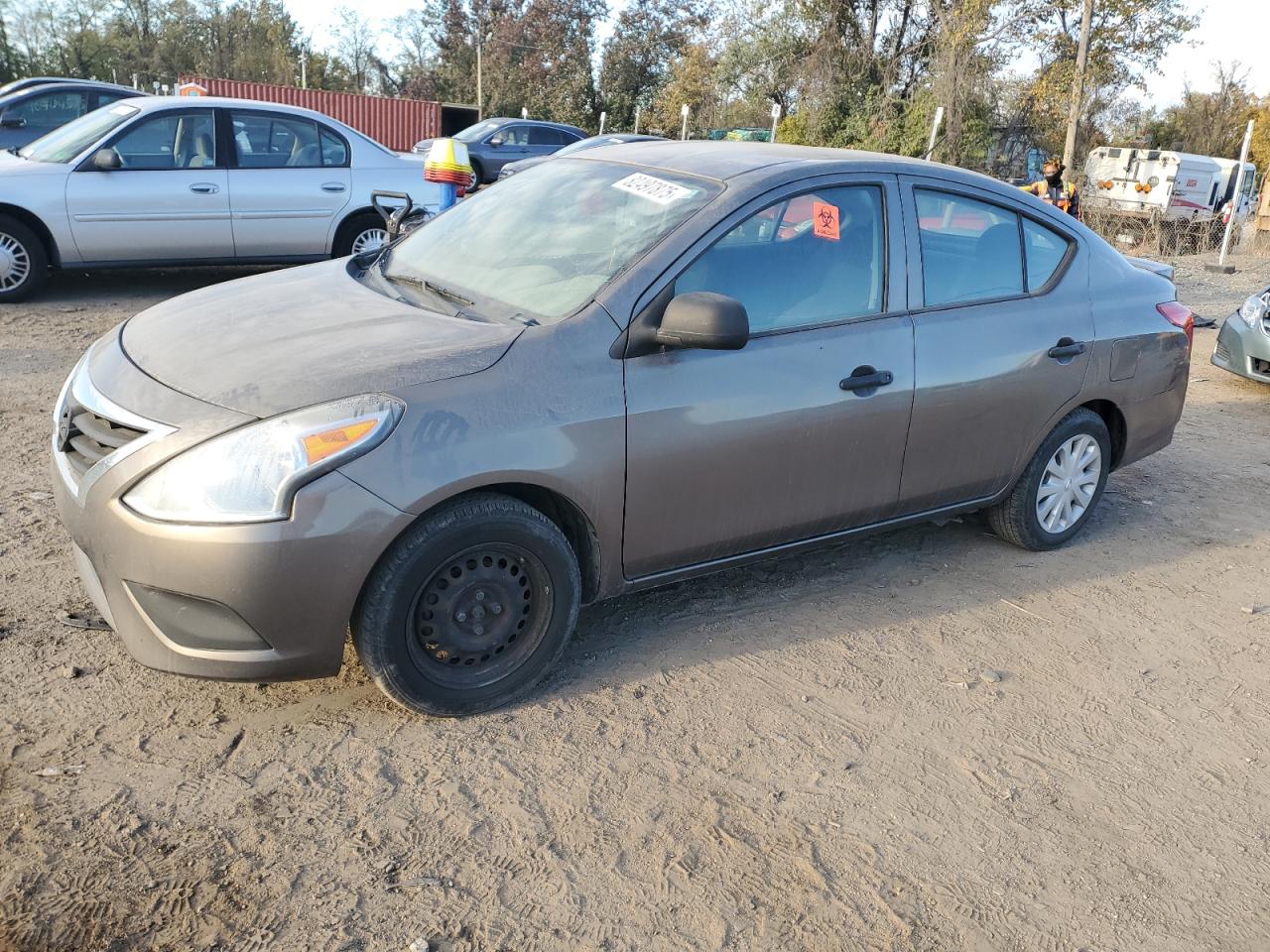 NISSAN VERSA S 2015