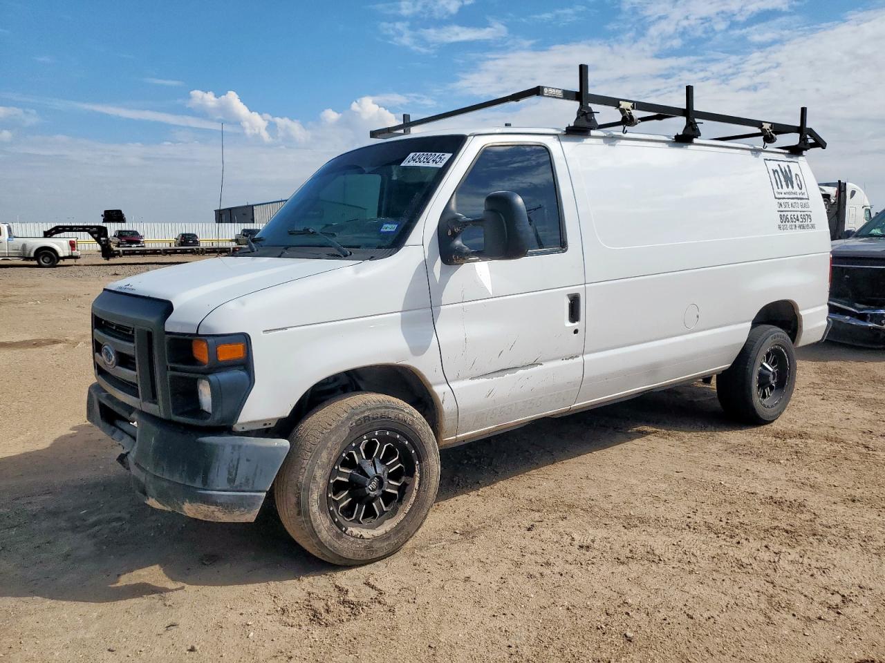 FORD ECONOLINE 2011