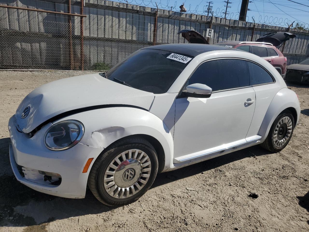 VOLKSWAGEN BEETLE 1.8 2015