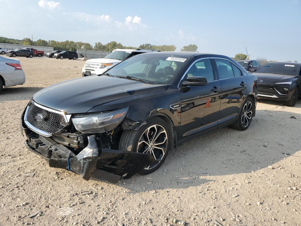 FORD TAURUS 2018
