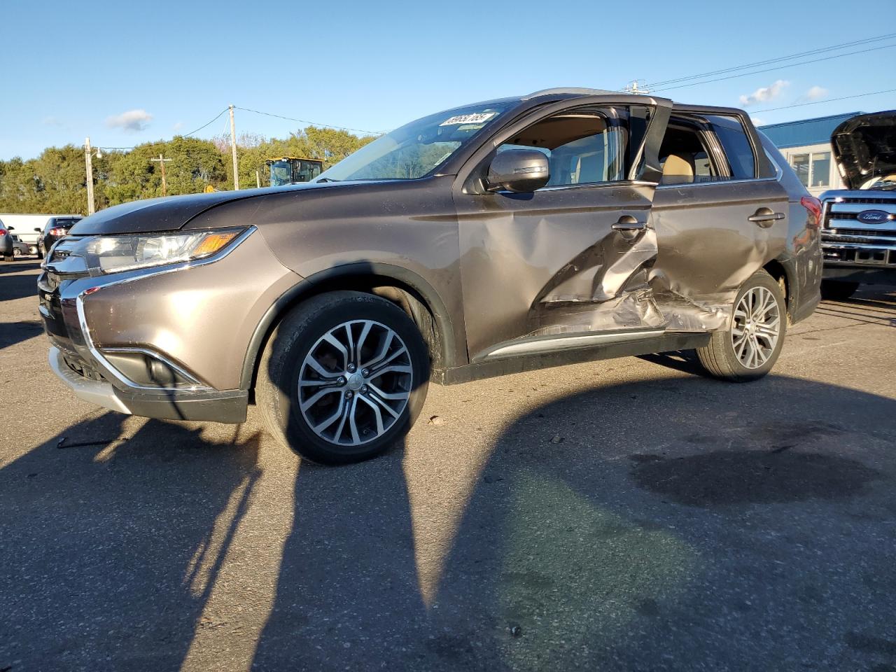 MITSUBISHI OUTLANDER 2017