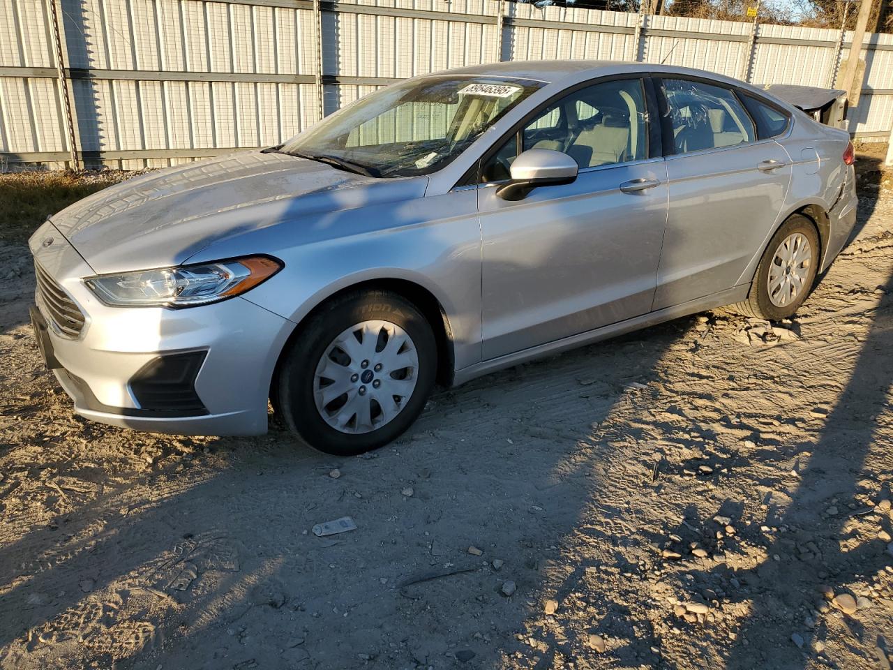 FORD FUSION S 2019
