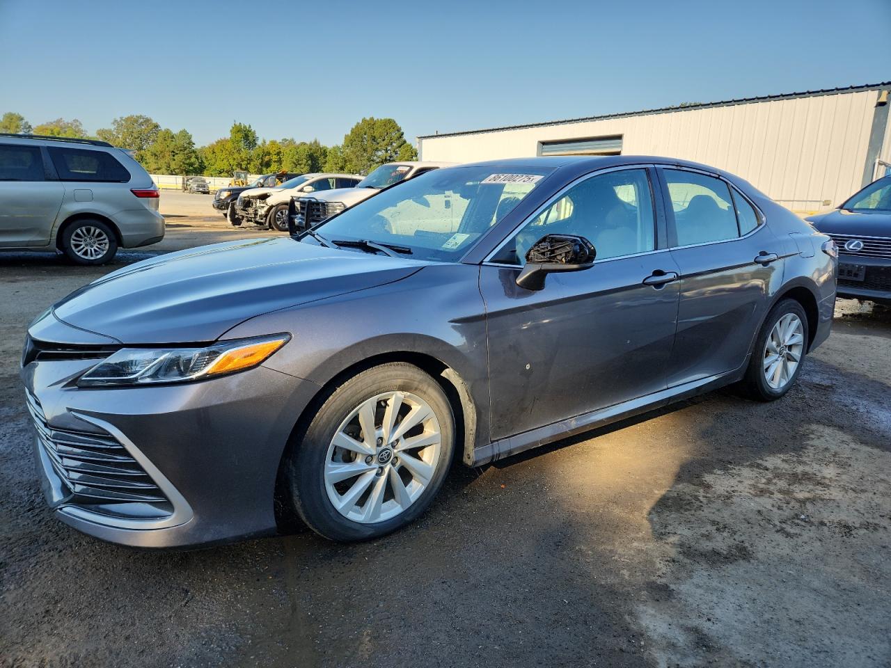 TOYOTA CAMRY LE 2023