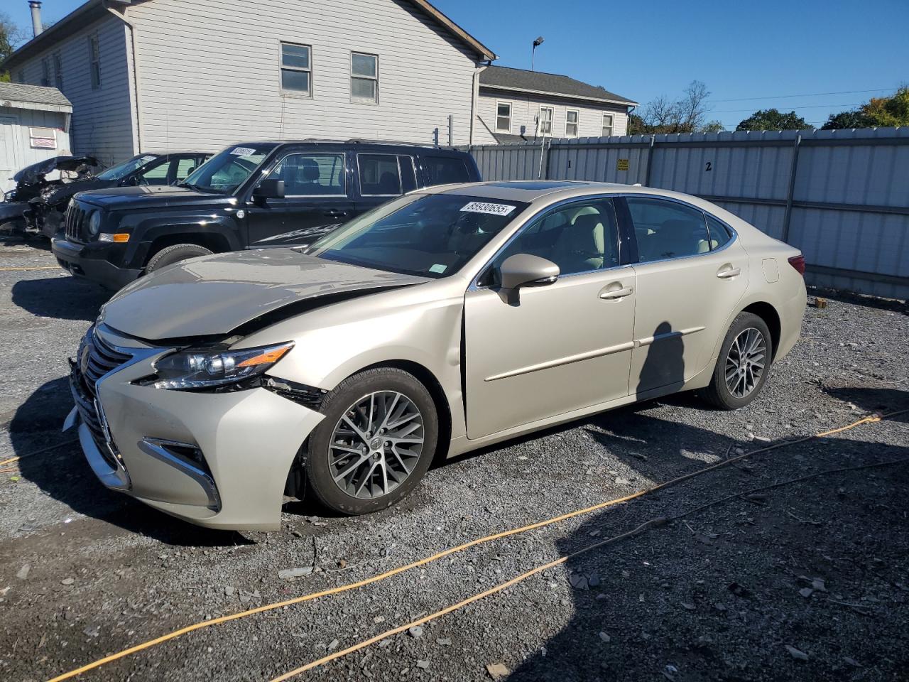 LEXUS ES 2016