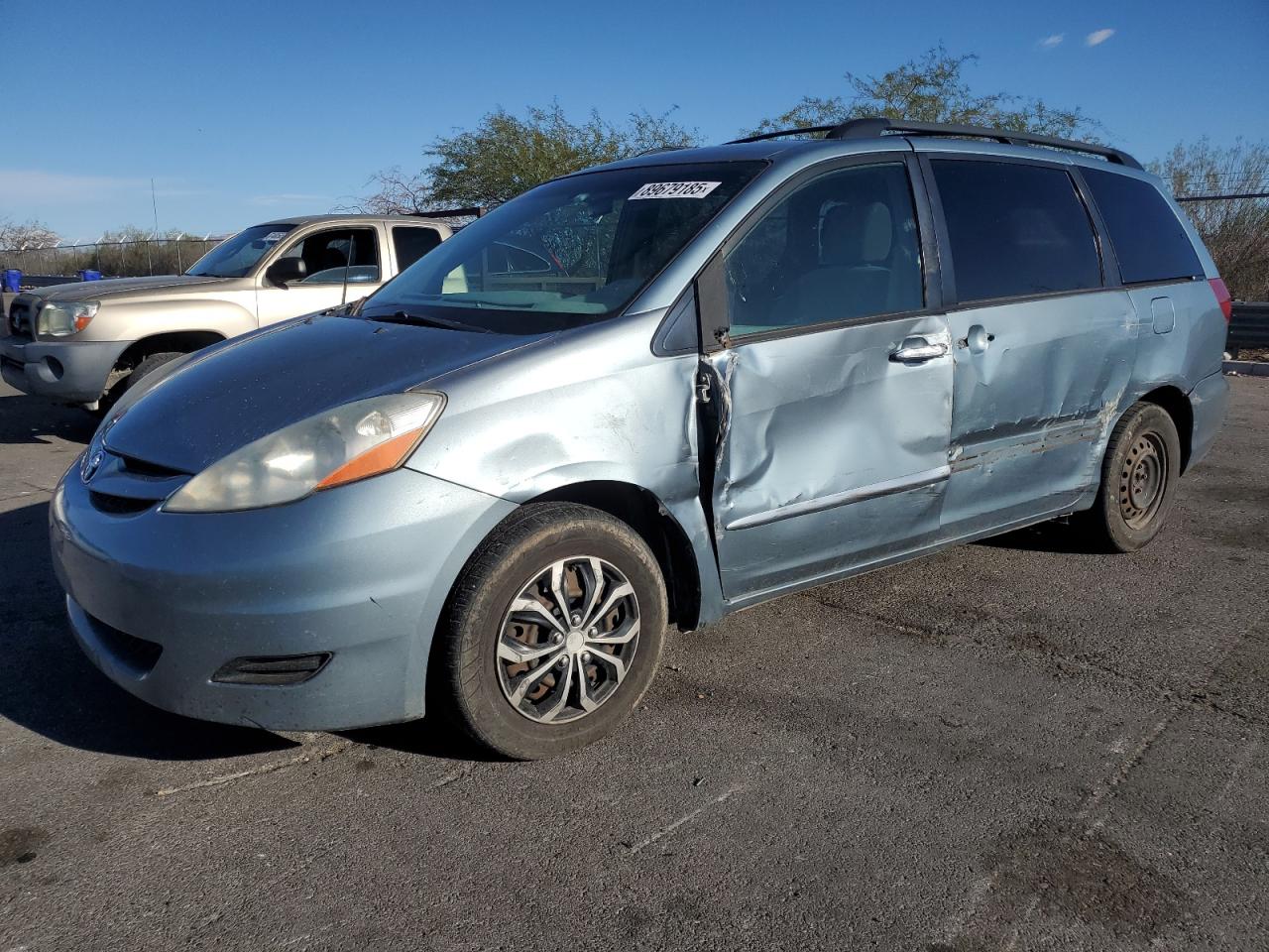 TOYOTA SIENNA CE 2009