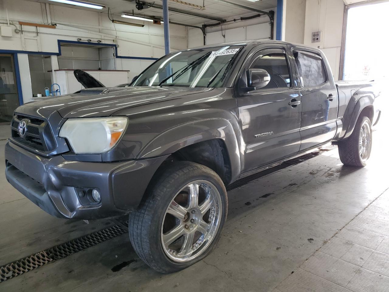 TOYOTA TACOMA DOU 2014