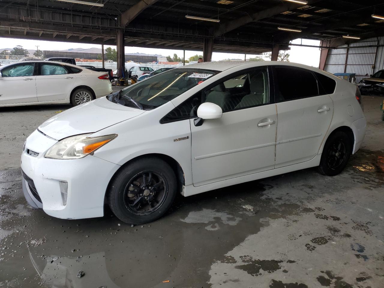 TOYOTA PRIUS 2015