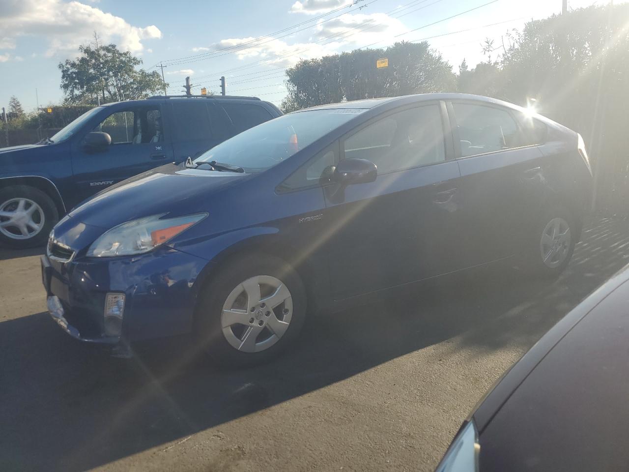 TOYOTA PRIUS 2011