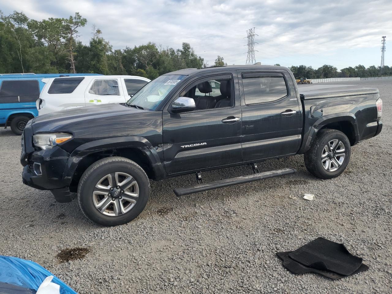 TOYOTA TACOMA DOU 2017