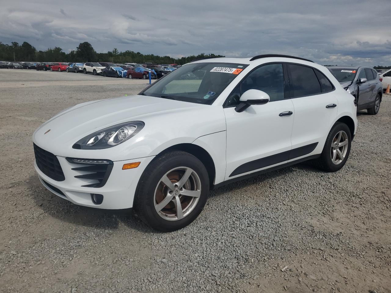 PORSCHE MACAN 2018