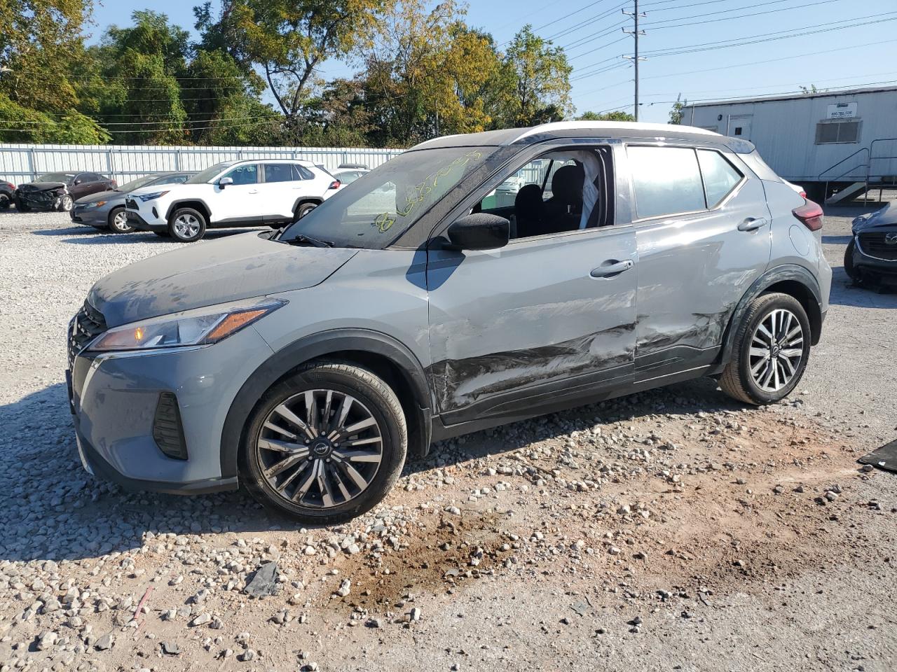 NISSAN KICKS 2024