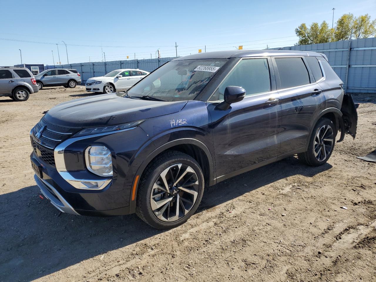 MITSUBISHI OUTLANDER 2023