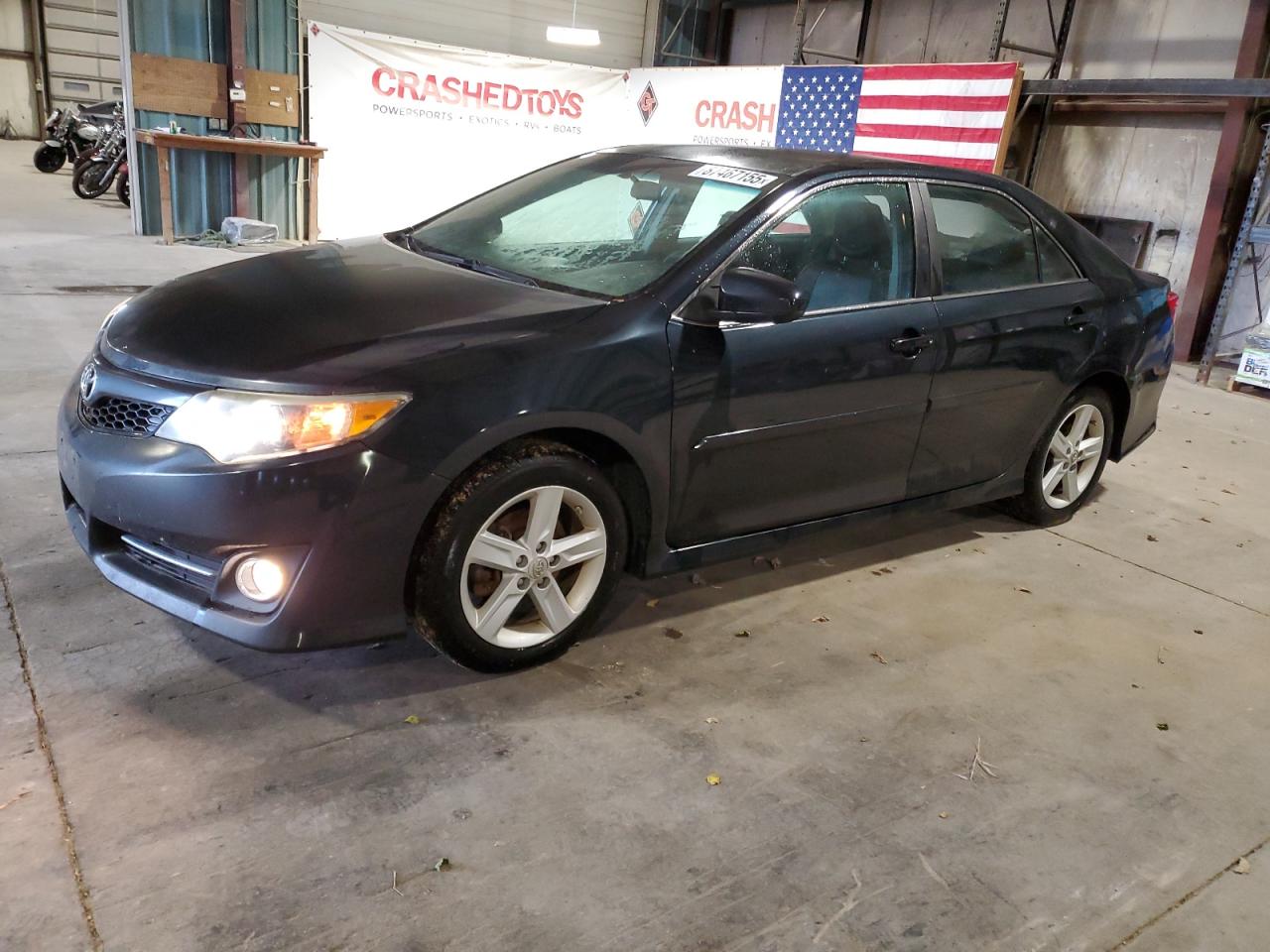 TOYOTA CAMRY L 2013