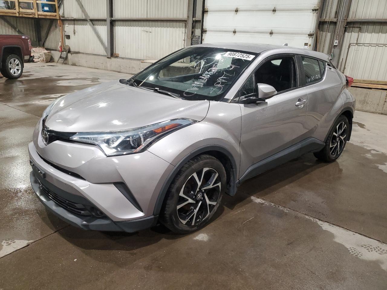 TOYOTA C-HR XLE 2018