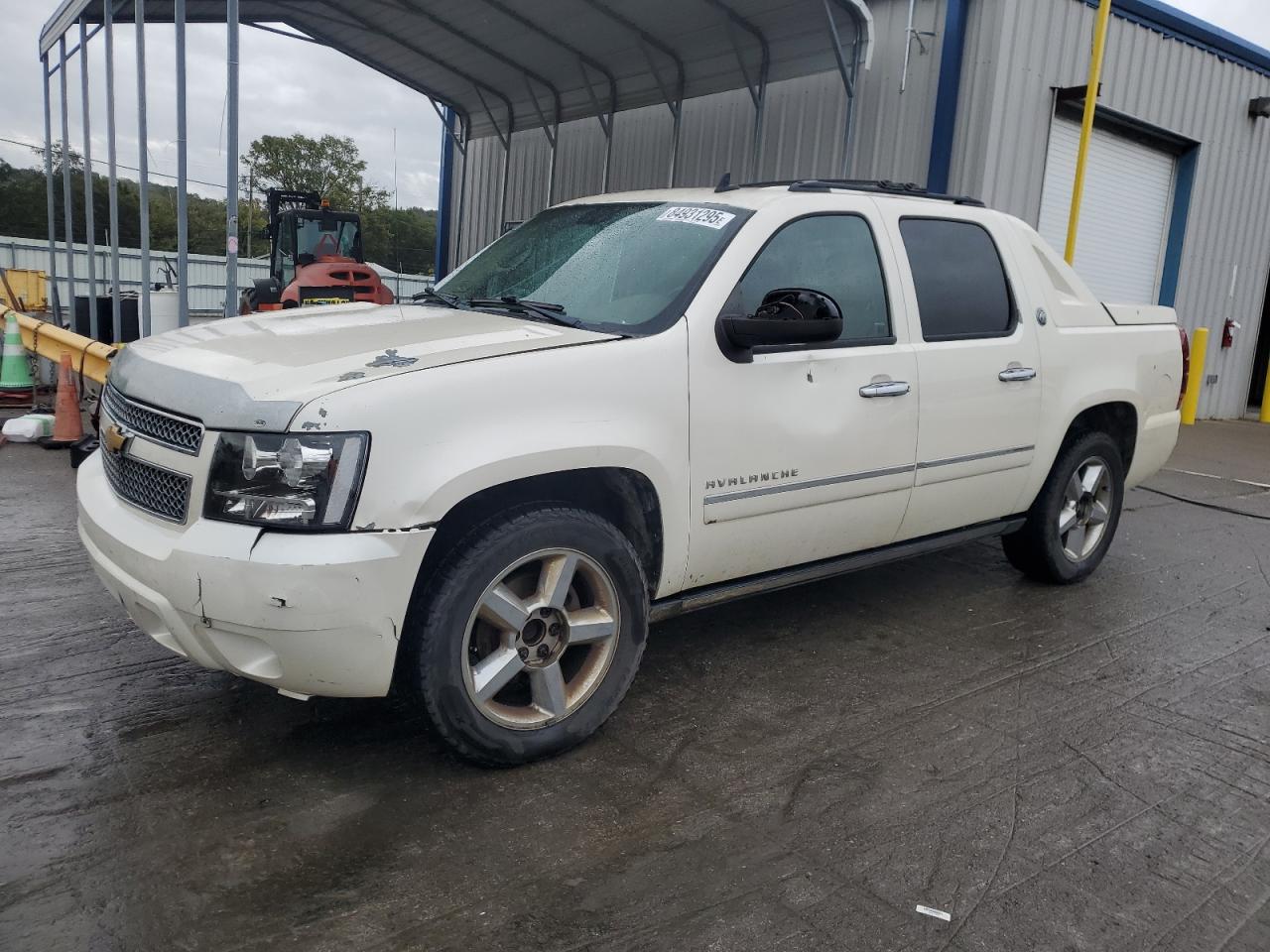CHEVROLET AVALANCHE 2013