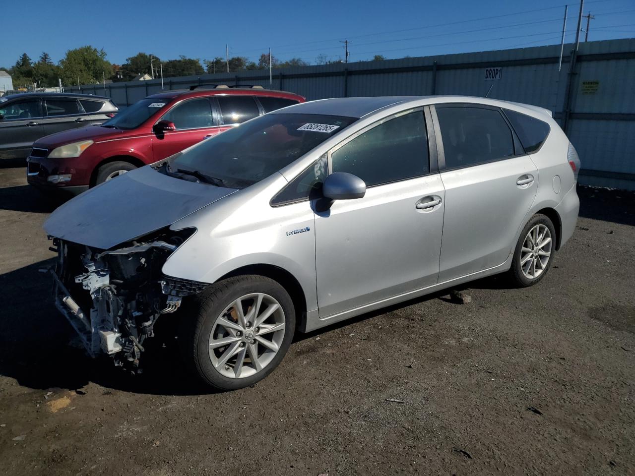 TOYOTA PRIUS V 2012