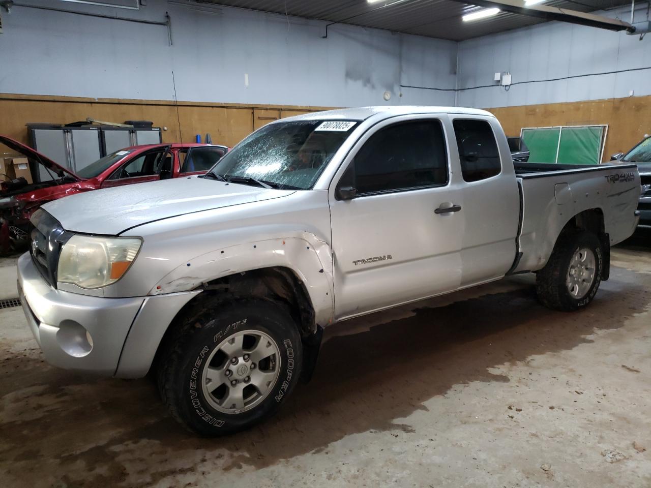 TOYOTA TACOMA ACC 2010