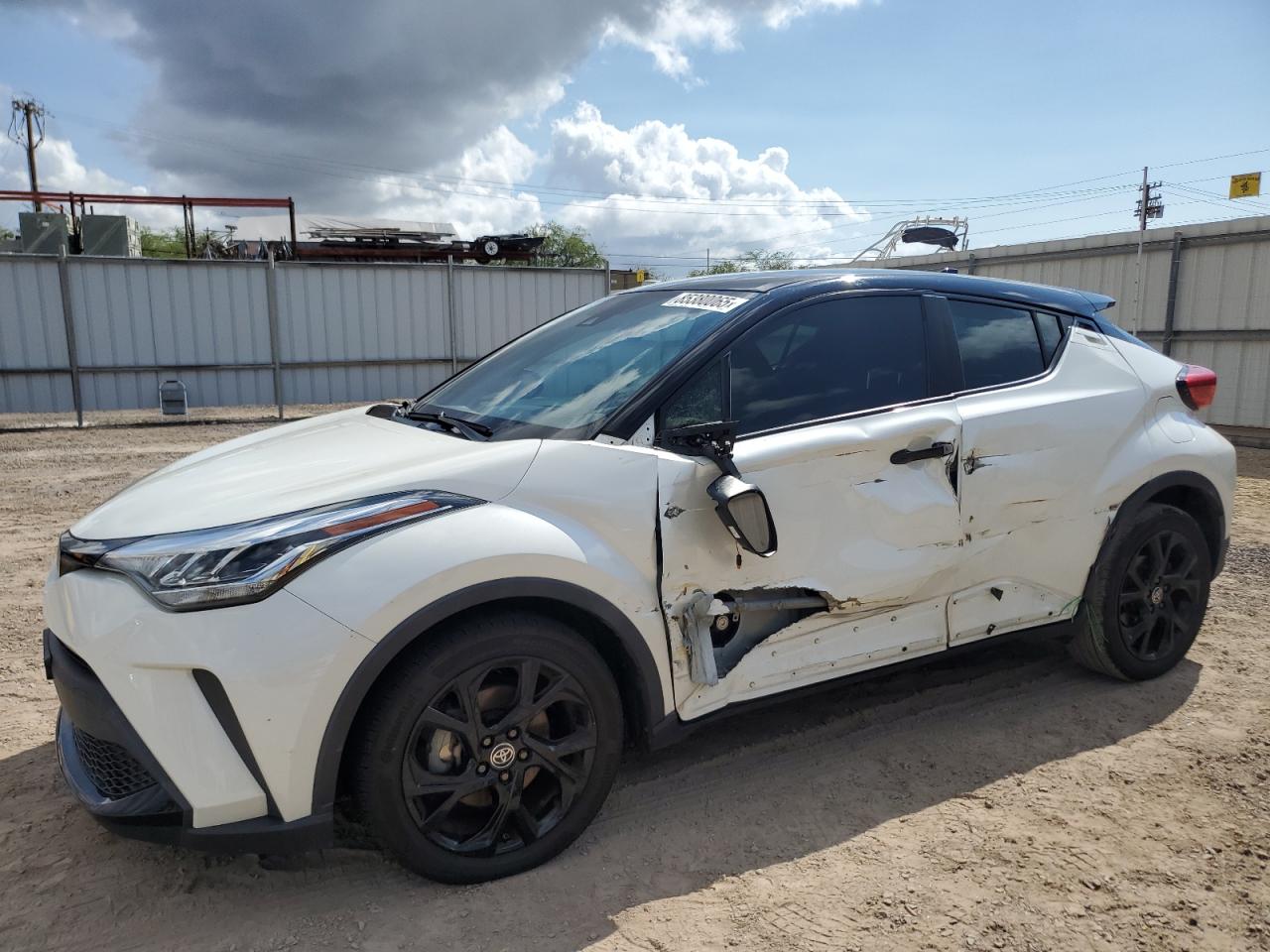 TOYOTA C-HR XLE 2021