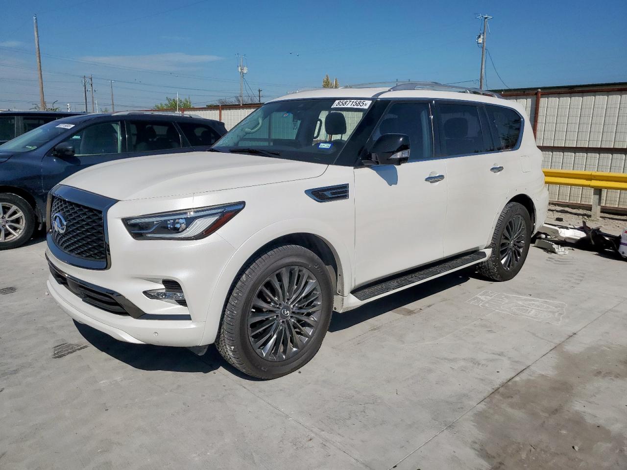 INFINITI QX80 LUXE 2022