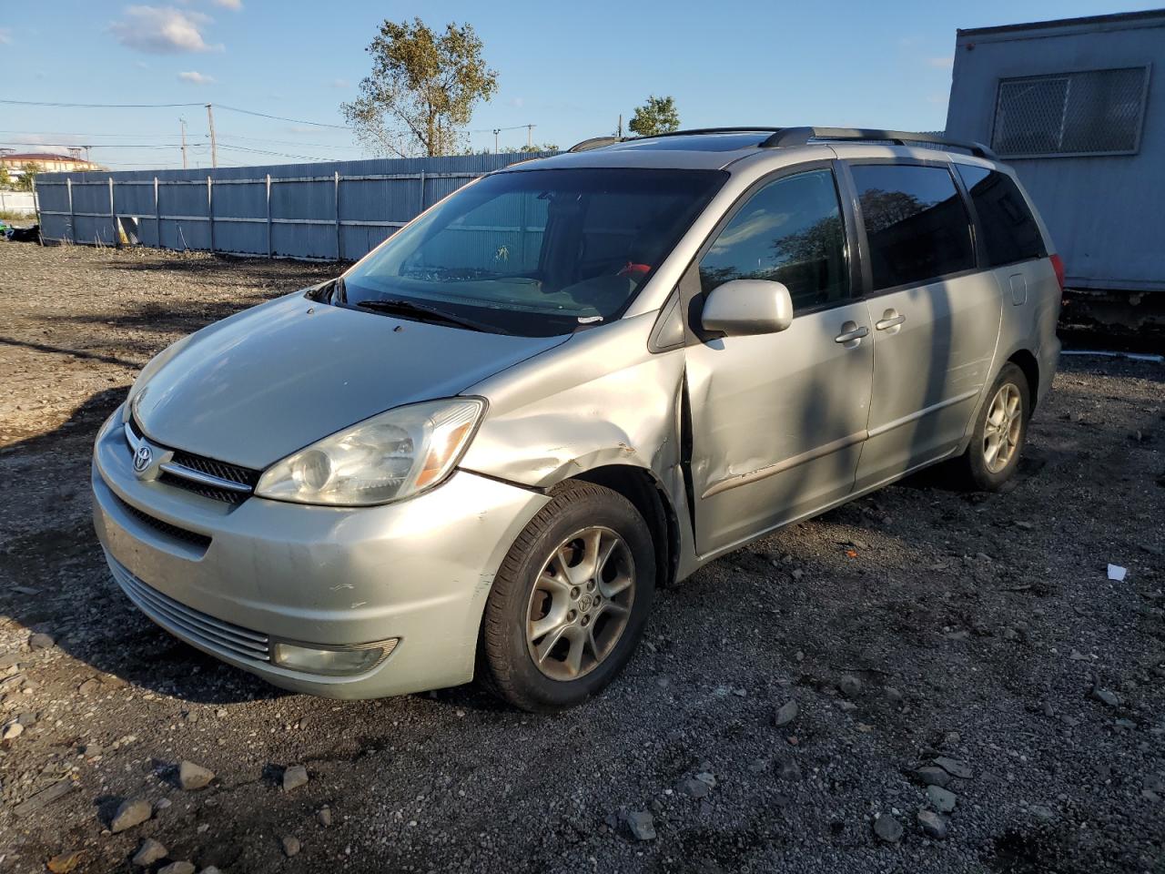 TOYOTA SIENNA XLE 2005