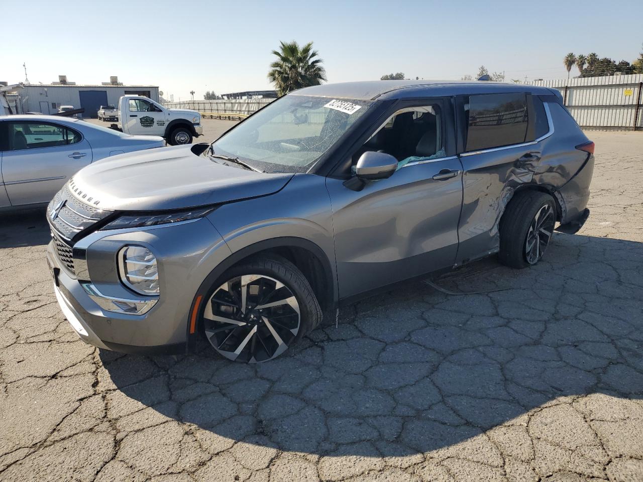 MITSUBISHI OUTLANDER 2023