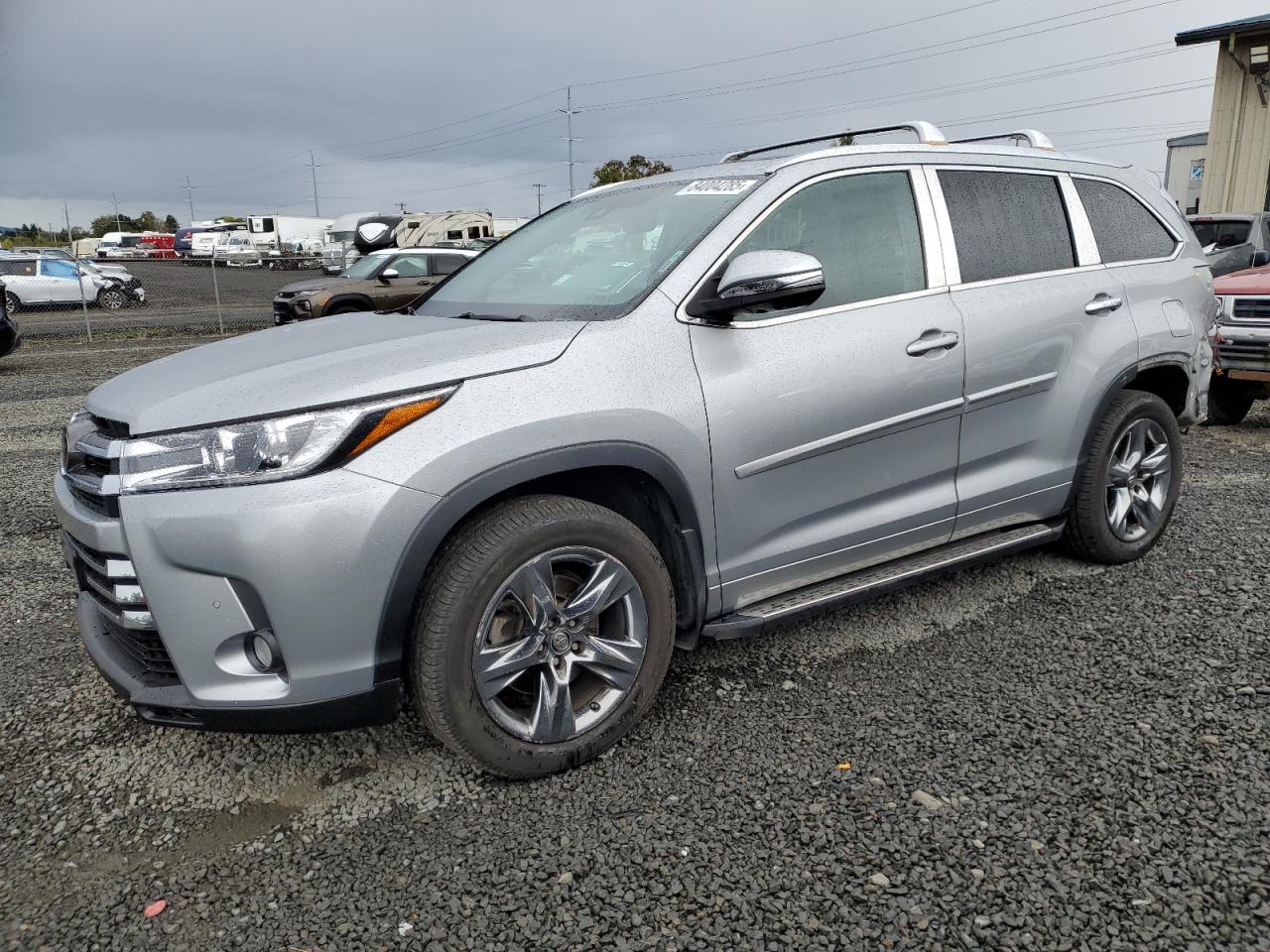 TOYOTA HIGHLANDER 2017