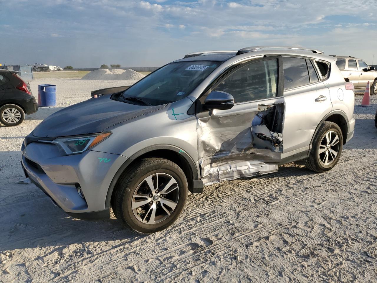 TOYOTA RAV4 ADVEN 2018