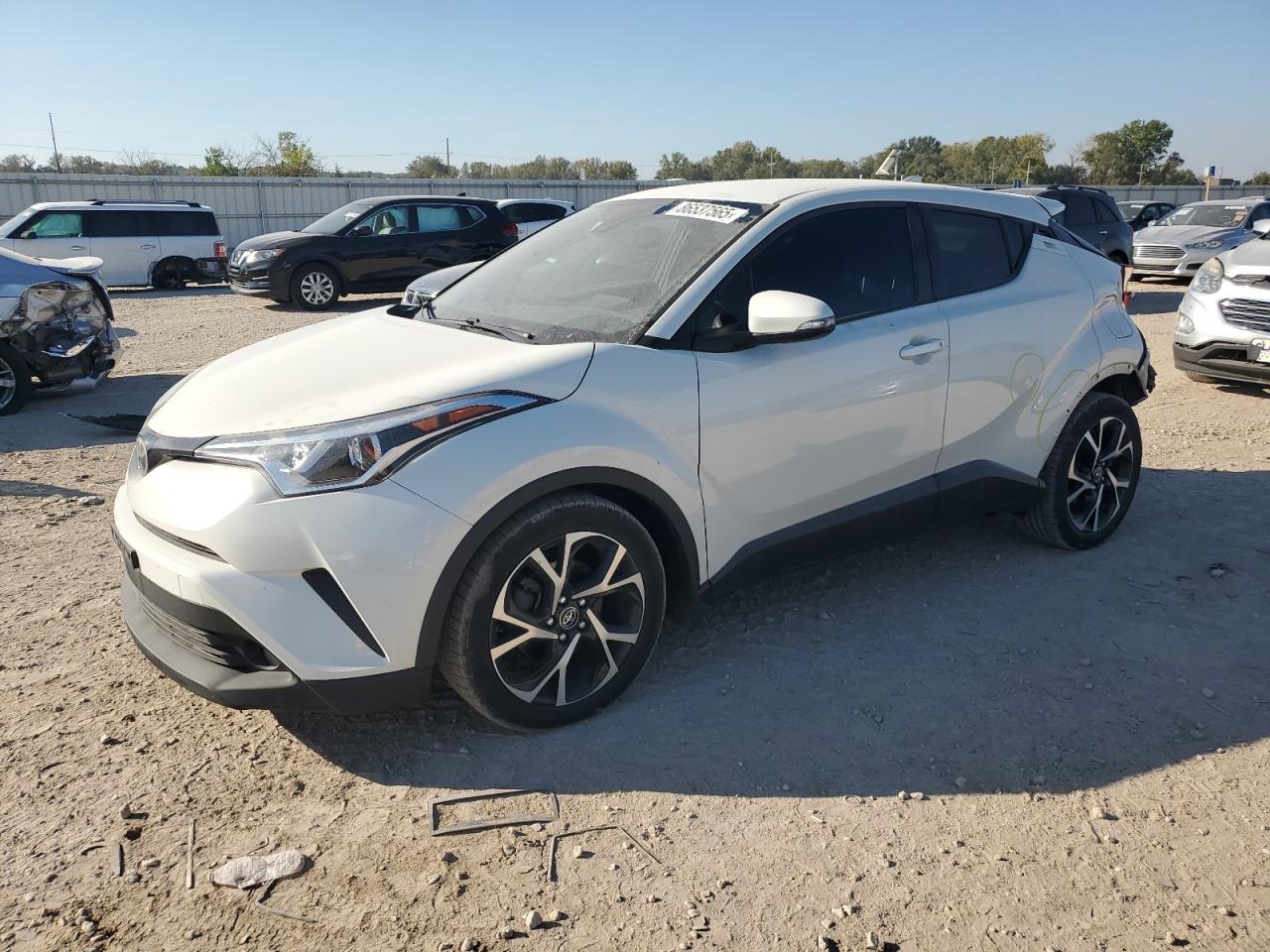 TOYOTA C-HR XLE 2018