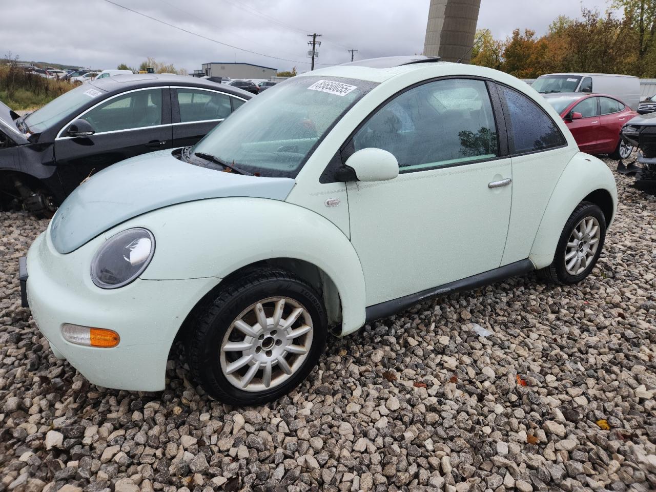 VOLKSWAGEN NEW BEETLE 2002