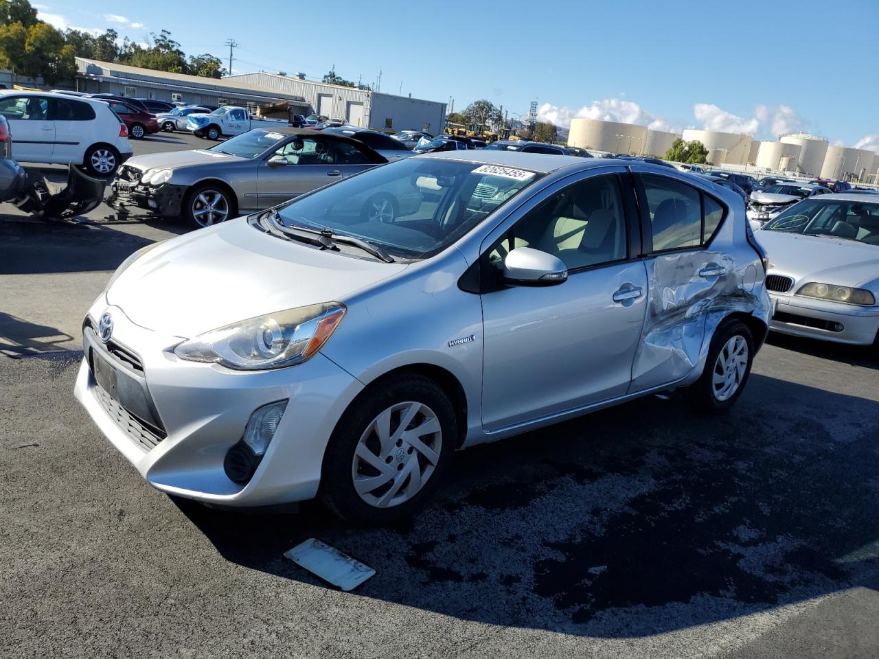 TOYOTA PRIUS C 2015