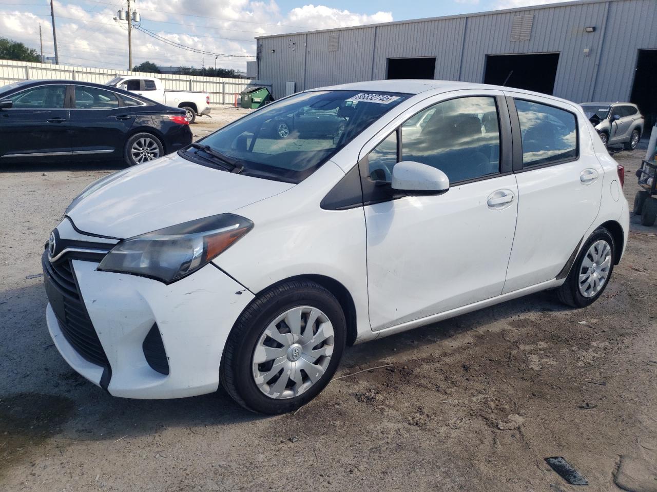 TOYOTA YARIS L 2017