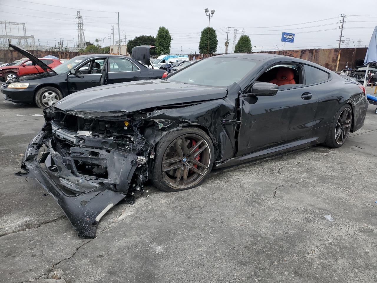 BMW M8 2025