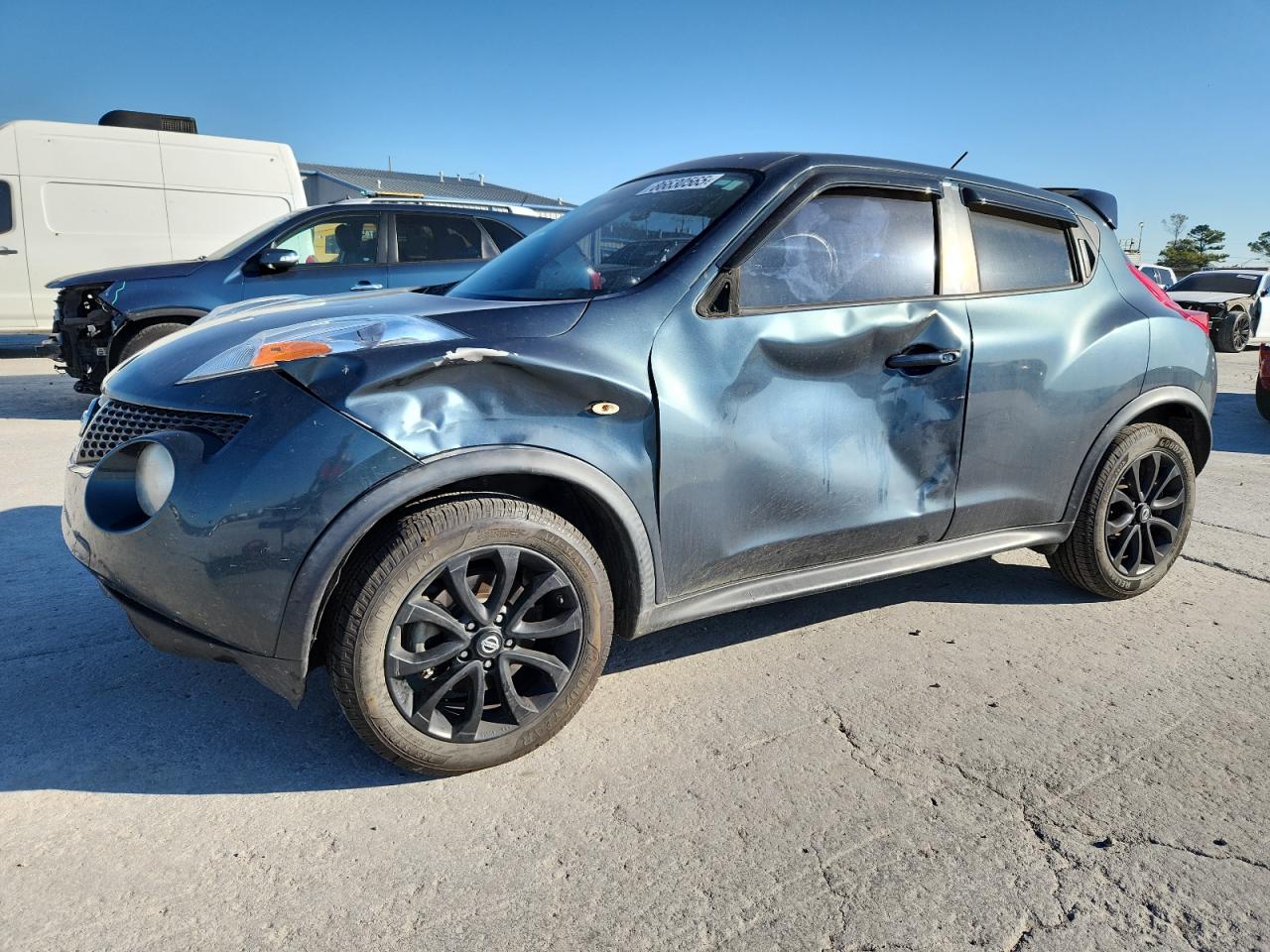 NISSAN JUKE 2013