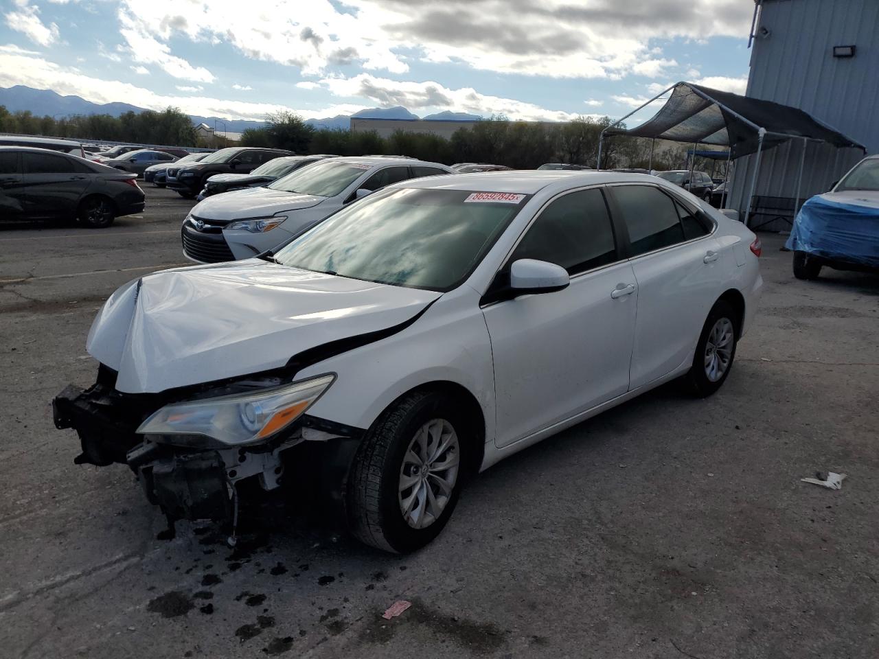 TOYOTA CAMRY LE 2015
