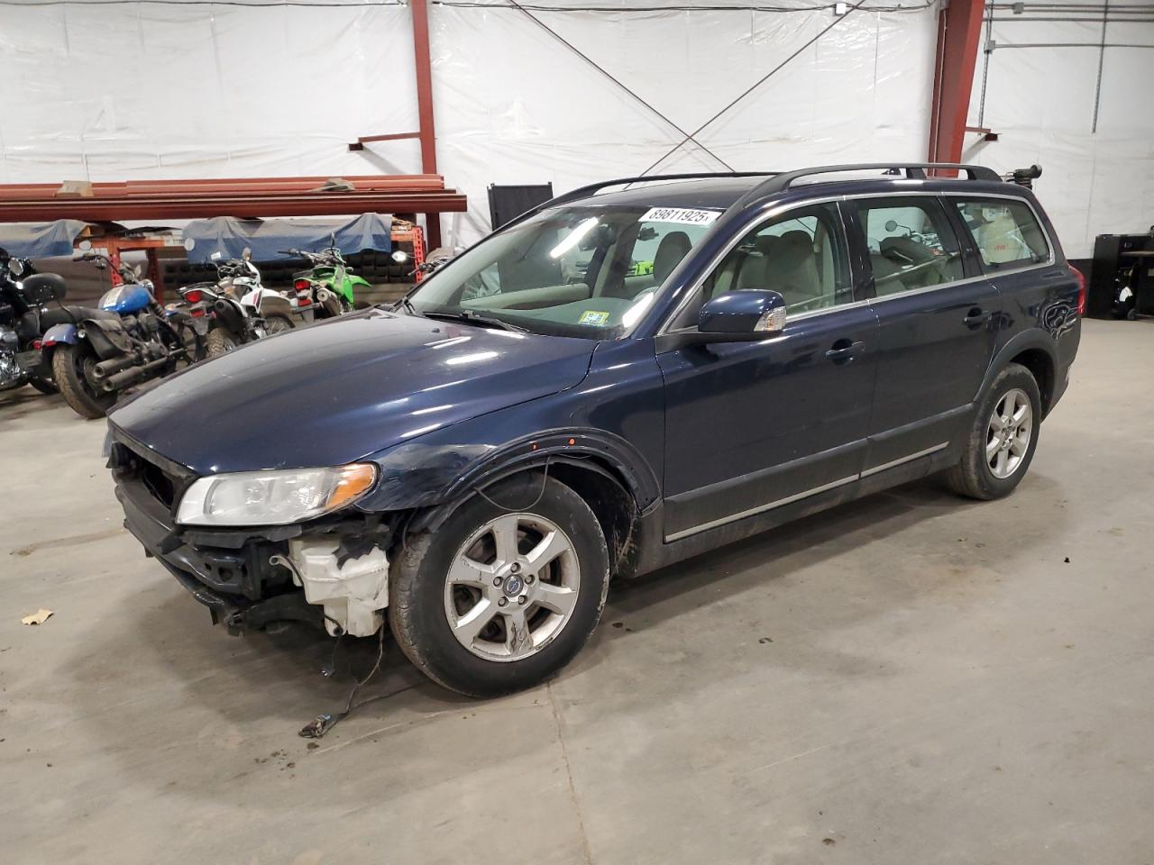 VOLVO XC70 3.2 2010