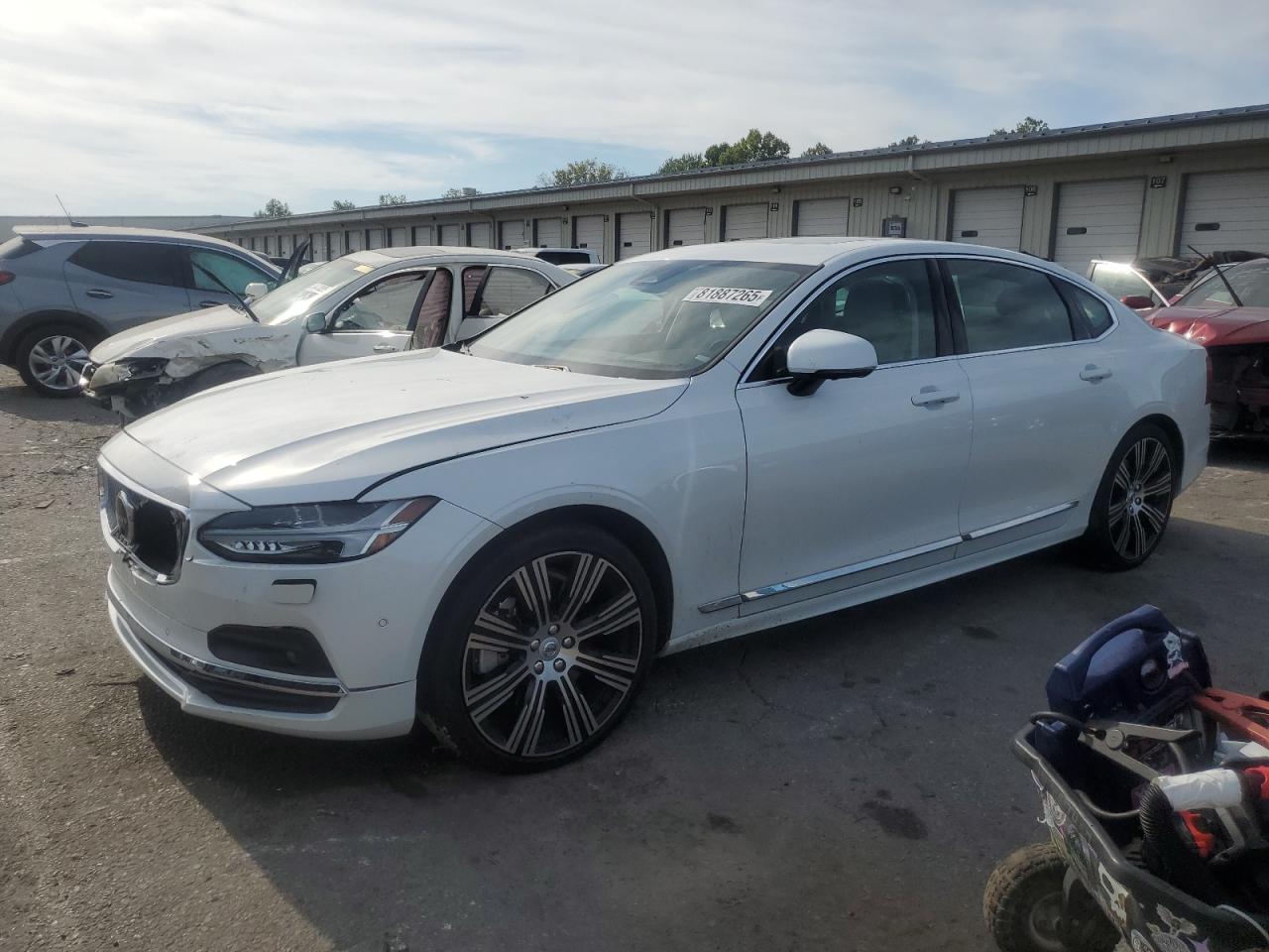 VOLVO S90 2023