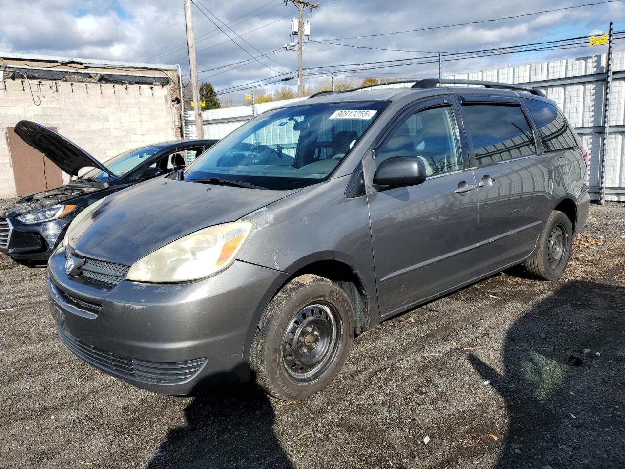 TOYOTA SIENNA CE 2005