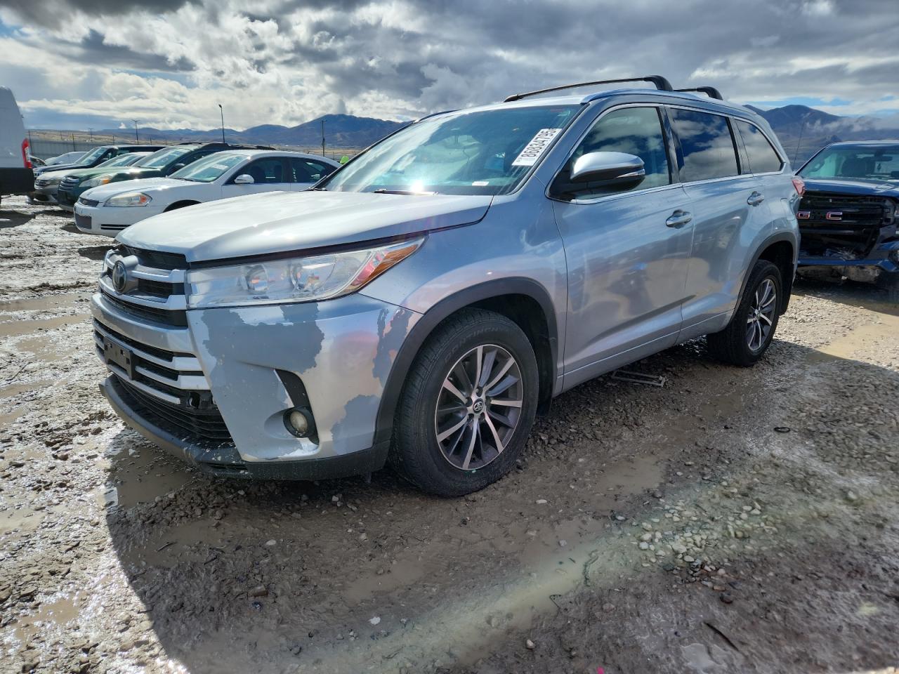 TOYOTA HIGHLANDER 2017