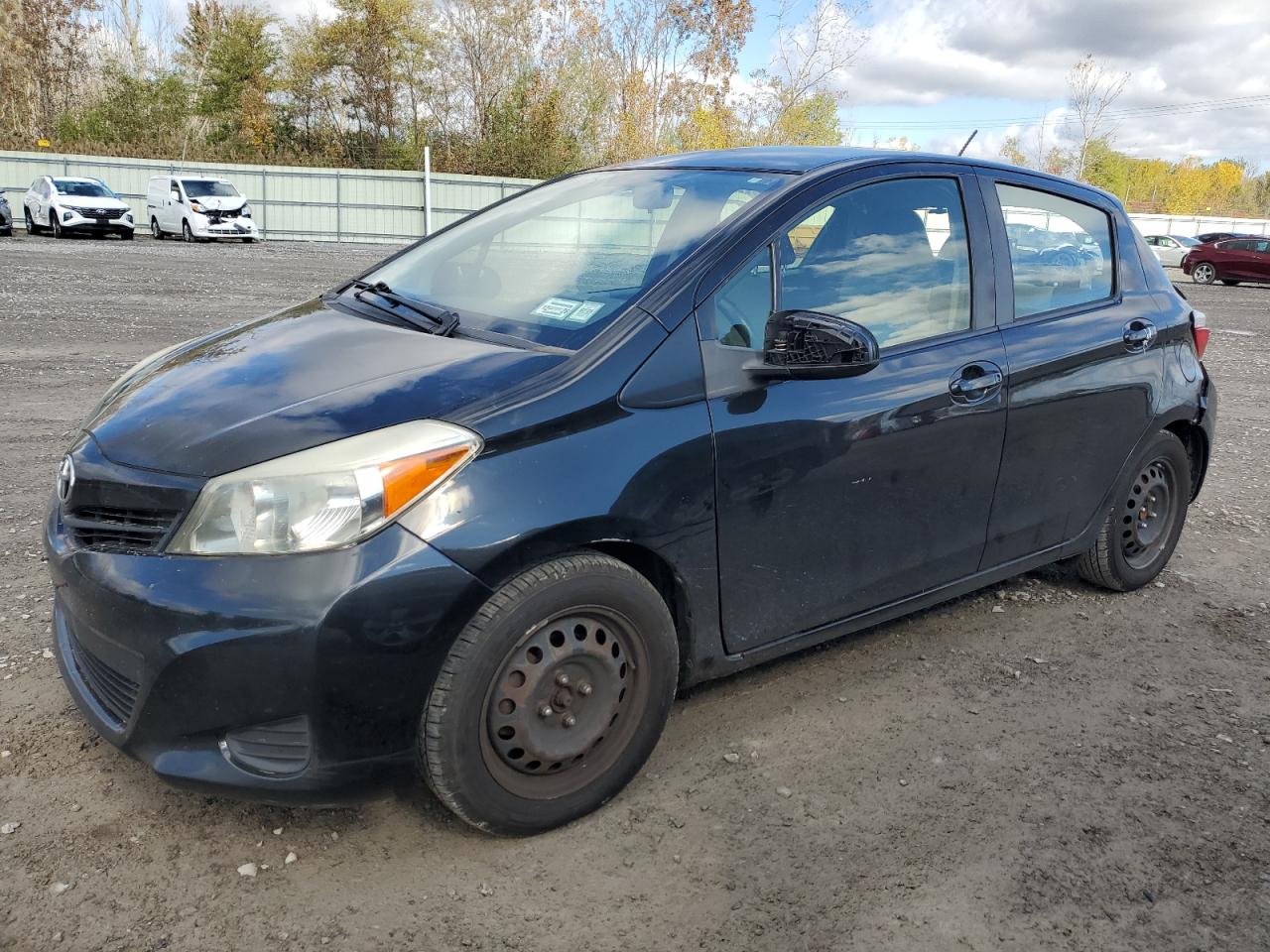 TOYOTA YARIS 2013
