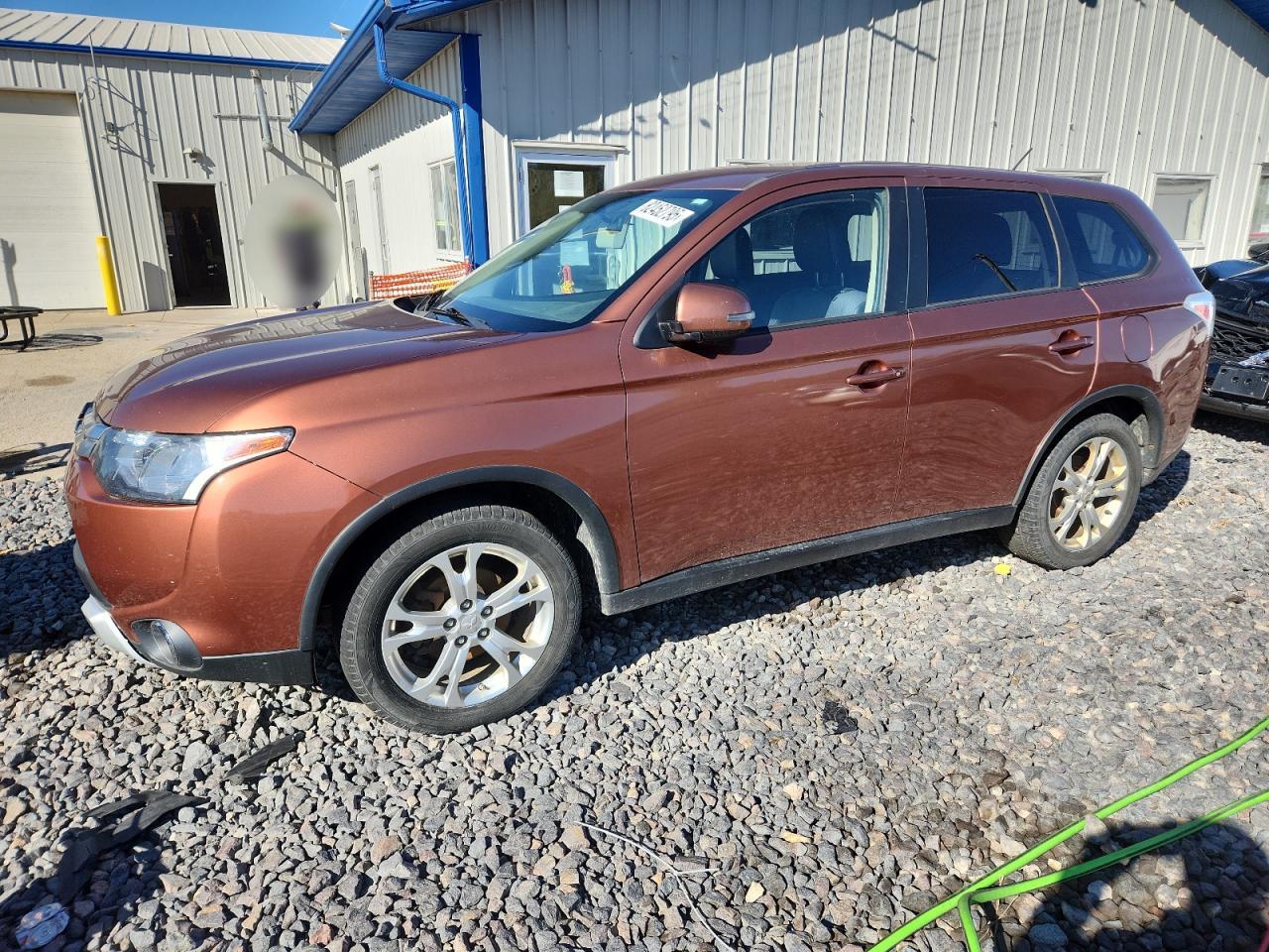 MITSUBISHI OUTLANDER 2015