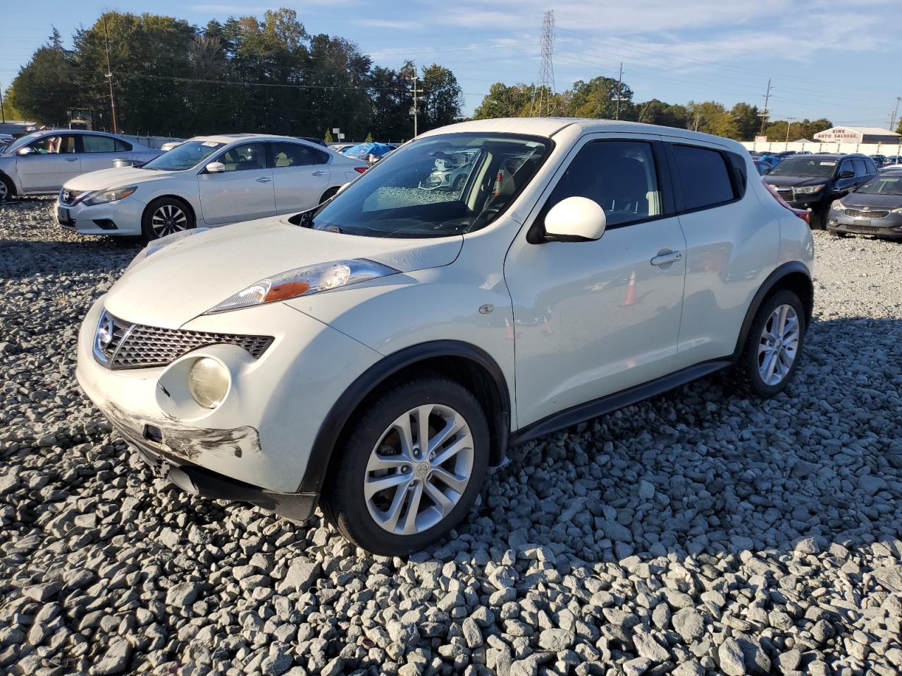 NISSAN JUKE S 2011